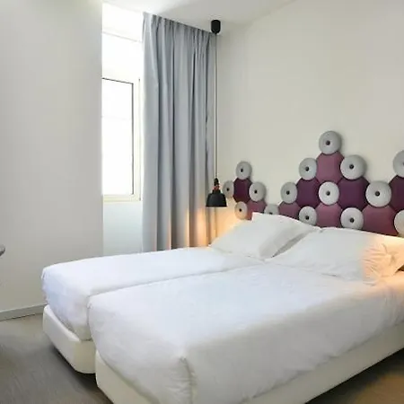 Cacarola Dois - Local 4* Figueira da Foz