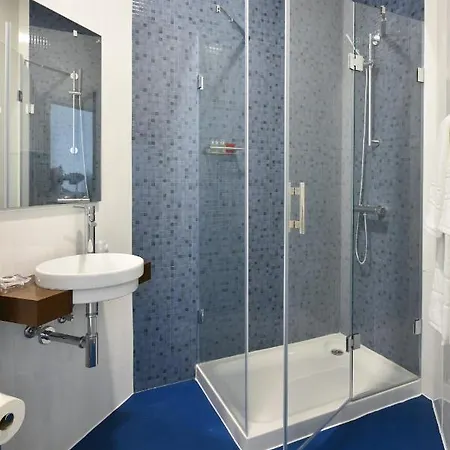 Cacarola Dois - Local Guest house *